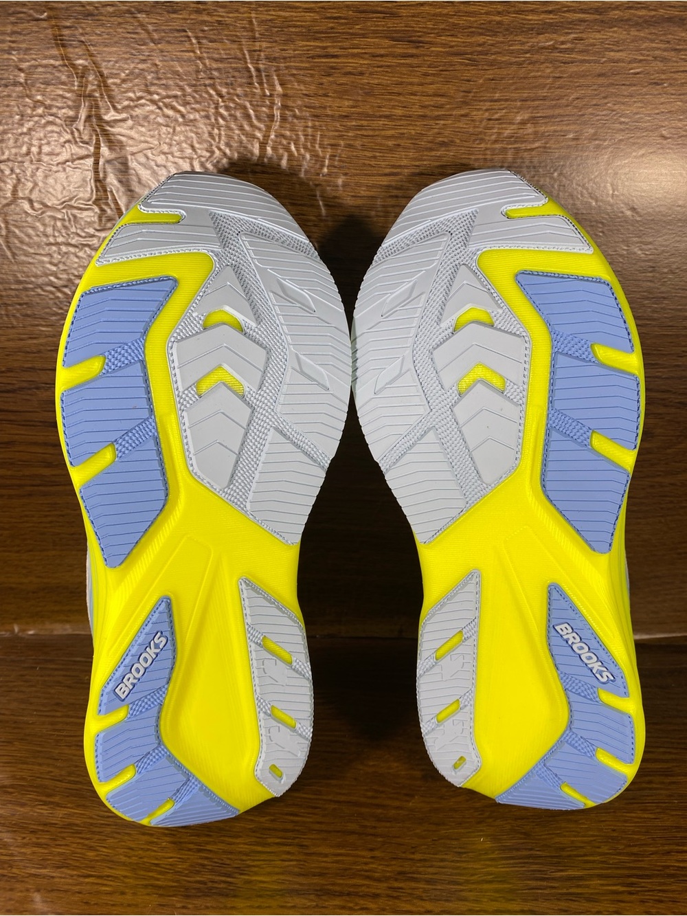 Brooks Ghost amp women’s shoe size 7 - Picture 9 of 9